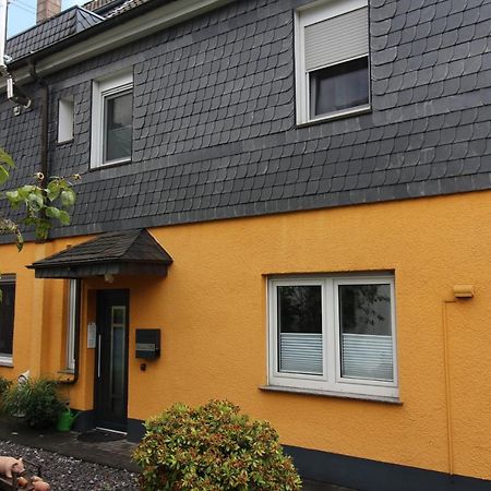 Privatzimmer Haus Gruenewald Solingen Eksteriør billede